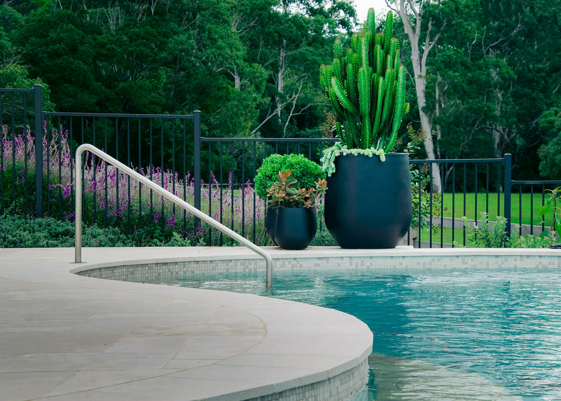 Woolgoolga Family & Pool Garden Garden Expressions